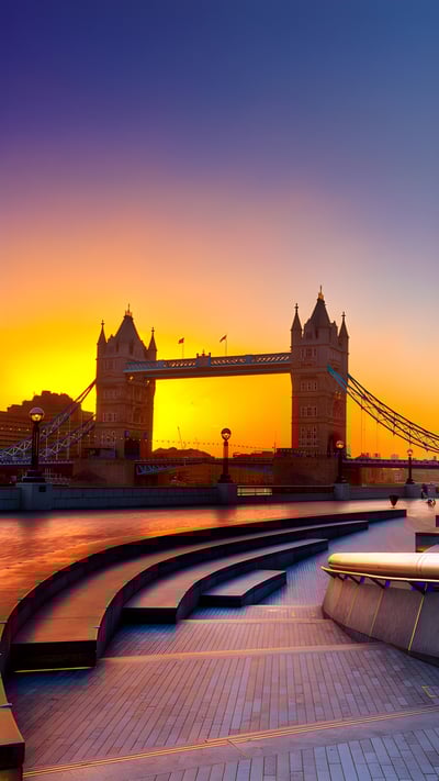 Tower Bridge in London, England (© Remedios/iStock/Getty Images) mobile wallpaper