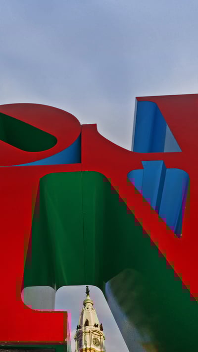 「LOVE」米国ペンシルベニア州, フィラデルフィア (© Franz Marc Frei/Getty 7) mobile wallpaper