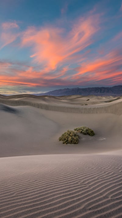 Mesquite Flat Sand Dunes in Death Valley National Park, California (© Bryan Jolley/TANDEM Stills + Motion) mobile wallpaper