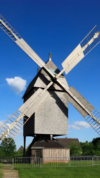 Mühle im LWL-Freilichtmuseum Detmold, NRW (© ullstein bild/Getty Images) mobile wallpaper