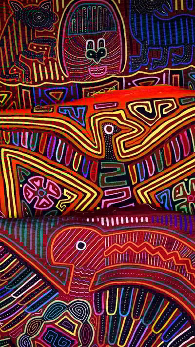 Handicrafts of the Guna people of the Guna Yala archipelago, Panama (© Lars Schneider/Tandem Stills + Motion) mobile wallpaper
