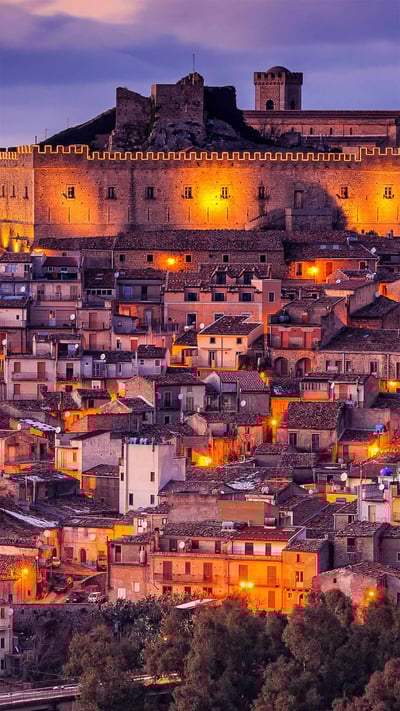 Montalbano Elicona, Messina, Sicily, Italy (© Antonino Bartuccio/SOPA Collection/Offset by Shutterstock) mobile wallpaper