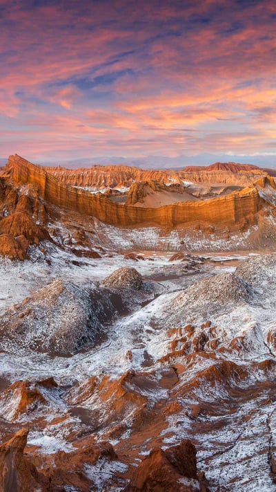 Achaches lookout, El Valle de la Luna, Chile (© Ignacio Palacios/Getty Images) mobile wallpaper