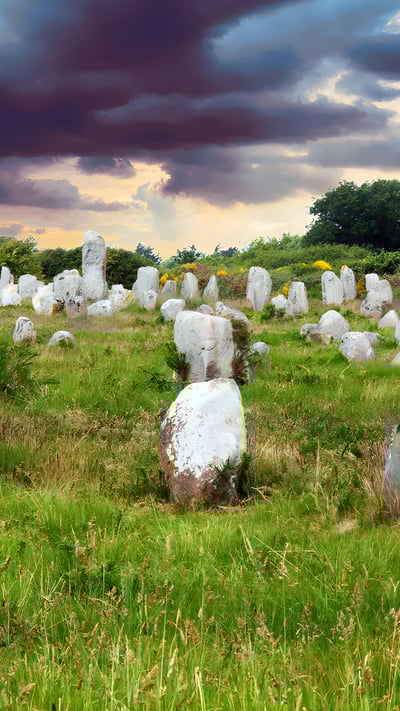 Alignements de Carnac, Golfe du Morbihan, France (© Guy Ozenne/Getty Images) mobile wallpaper