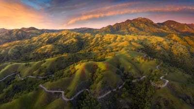 Twists and turns of Mount Hamilton