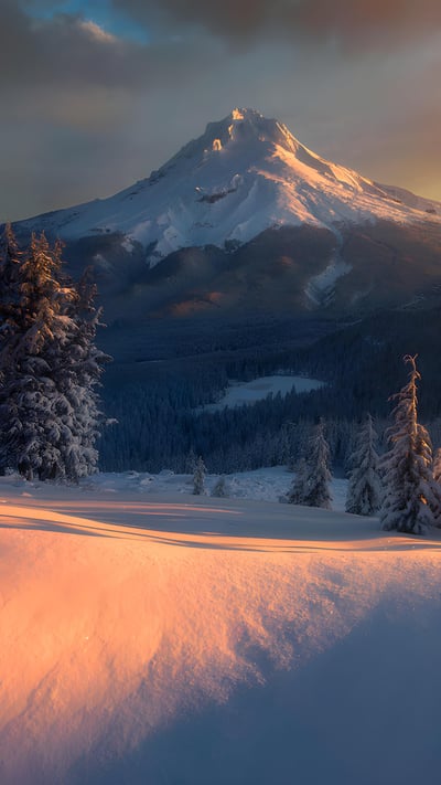 Mount Hood, Oregon (© Inigo Cia/Getty Images) mobile wallpaper