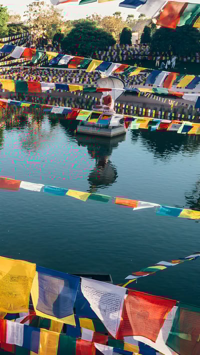 Muchalinda Sarovar, Bodh Gaya, Bihar (© Alexander Reshnya/Getty Images) mobile wallpaper