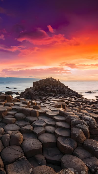 The Giant's Causeway, County Antrim, Northern Ireland (© Dieter Meyrl/Getty Images) mobile wallpaper
