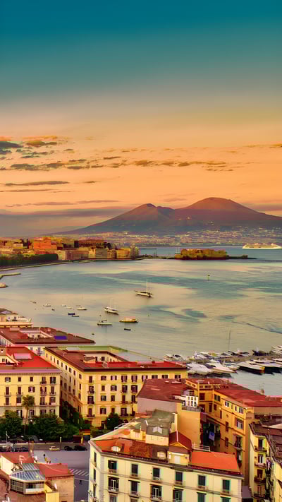 Looking over the Gulf of Naples towards Mount Vesuvius, Italy (© ezypix/Getty Images) mobile wallpaper