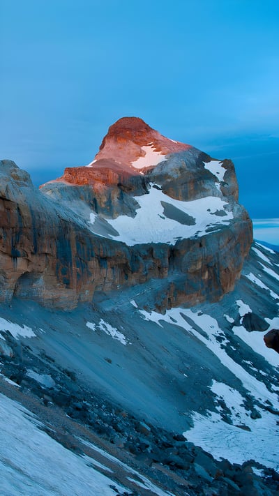 La Brecha de Rolando, Ordesa y Monte Perdido National Park, Spain (© Inaki Relanzon/Nature Picture Library/Alamy) mobile wallpaper