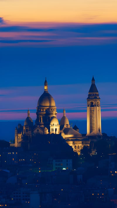 Montmartre and Sacre Cœur, Paris, France (© Tuul & Bruno Morandi/Getty Images) mobile wallpaper