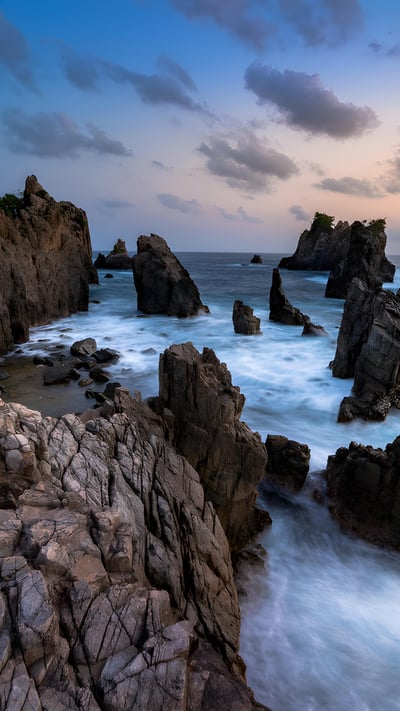 Pegadung Rock, Lampung, Sumatra, Indonesia (© CK NG/500px/Getty Images) mobile wallpaper