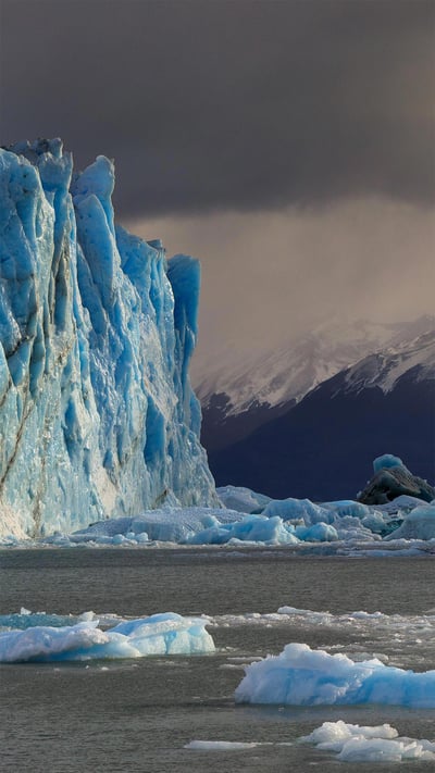 Perito Moreno Glacier in Patagonia's Los Glaciares National Park, Argentina (© Juergen Schonnop/Getty Images) mobile wallpaper