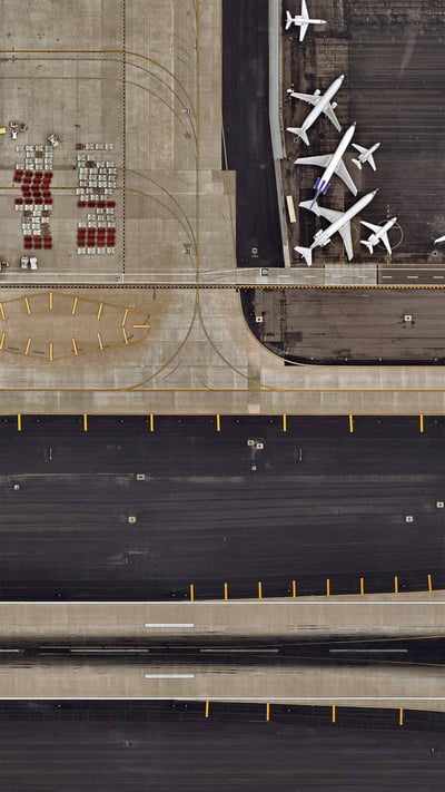 Aerial view of Sky Harbor International Airport in Phoenix, Arizona (© Nearmap/Getty Images) mobile wallpaper