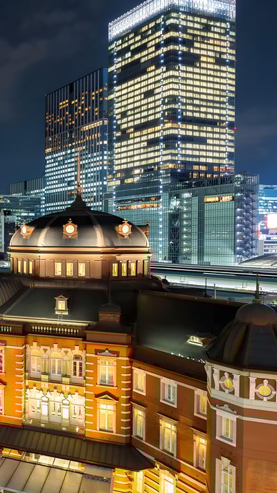 東京駅, 東京都 (© phutthiseth thongtae/Getty Images) mobile wallpaper