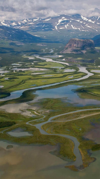 Rapa Valley in Sarek National Park, Sweden (© Alena Vishina/Alamy) mobile wallpaper