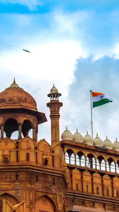 Red Fort, Delhi (© MadhoG/Getty Images) mobile wallpaper