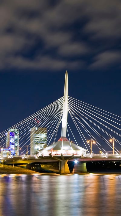 The Esplanade Riel Bridge in downtown Winnipeg (© Design Pics Inc/Alamy Stock Photo) mobile wallpaper