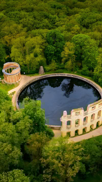 Ruinenberg, ein Hügel im Potsdamer Stadtteil Bornstedt (© Sabina Berezina/Getty Images) mobile wallpaper