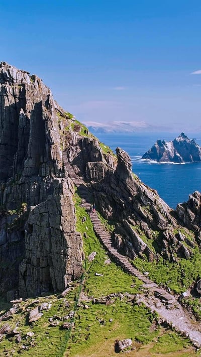 The Skellig Islands, Skellig Michael and Little Skellig, in Ireland (© Design Pics/DanitaDelimont.com) mobile wallpaper