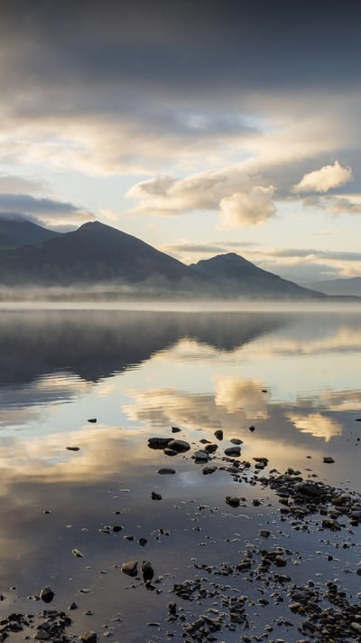 Skiddaw, Lake District National Park, England (© James Whitesmith/Alamy Stock Photo) mobile wallpaper