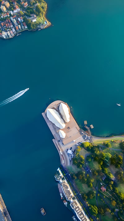 Aerial view of Sydney Harbour, New South Wales, Australia (© jamenpercy/Getty Images) mobile wallpaper