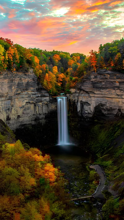 Taughannock Falls State Park in Trumansburg, New York (© Paul Massie Photography/Getty Images) mobile wallpaper