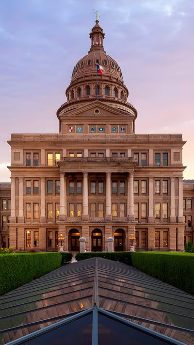 Texas State Capitol in Austin (© joe daniel price/Getty Images) mobile wallpaper