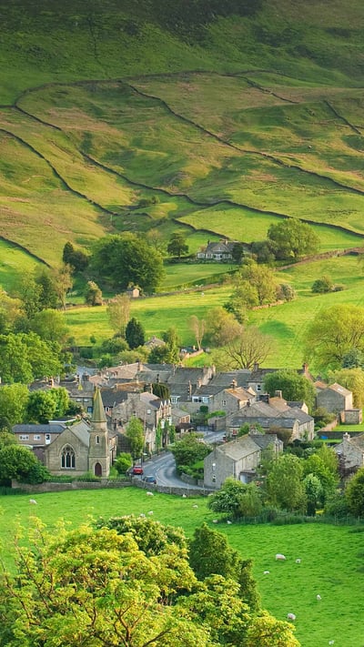 The Yorkshire Dales, UK (© Jeremy Walker/Getty Images) mobile wallpaper