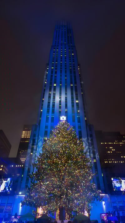 Arbre de Noël du Rockefeller Center, New York, États-Unis (© Jonathan Orenstein/Getty Images) mobile wallpaper