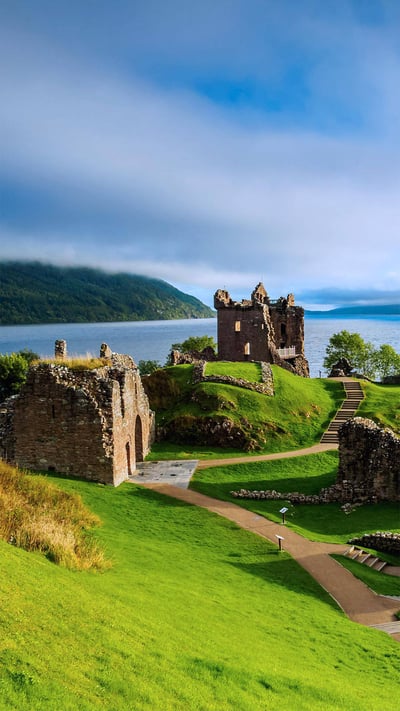 Urquhart Castle and Loch Ness in the Scottish Highlands (© AWL Images/Danita Delimont) mobile wallpaper
