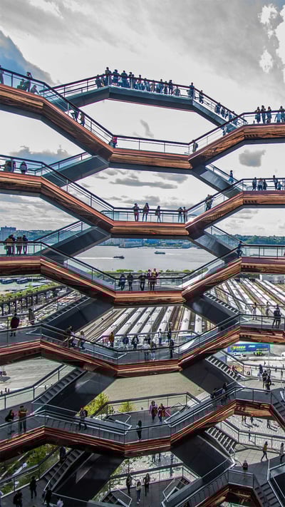 'Vessel' at Hudson Yards in New York City (© Paparacy/Shutterstock) mobile wallpaper