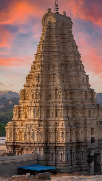 Virupaksha temple in the ancient city of Vijayanagar at Hampi, Karnataka, India. (© leshiy985/shutterstock) mobile wallpaper