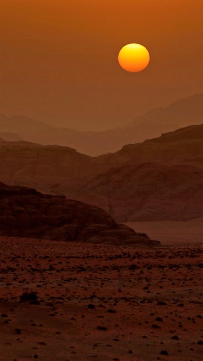 Wadi Rum, Jordan (© Thomas Coex/AFP via Getty Images) mobile wallpaper