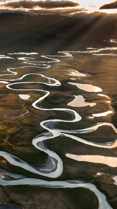 Wind River, Brooks Range, Arctic National Wildlife Refuge, Alaska (© Design Pics/Danita Delimont) mobile wallpaper