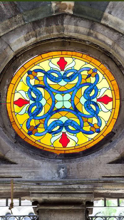 Colourful stained-glass window at the CST railway station (earlier Victoria Terminus), Mumbai (© Natalie Solveland/Alamy Stock Photo) mobile wallpaper