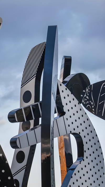 'United We Stand' sculpture by Charles McGee, Charles H. Wright Museum of African American History, Detroit, Michigan (© Jim West/Alamy) mobile wallpaper